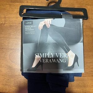 🌸 3/$18 🌸 Jeggings size Large New